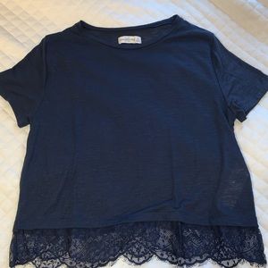 Great condition Abercrombie and Fitch top